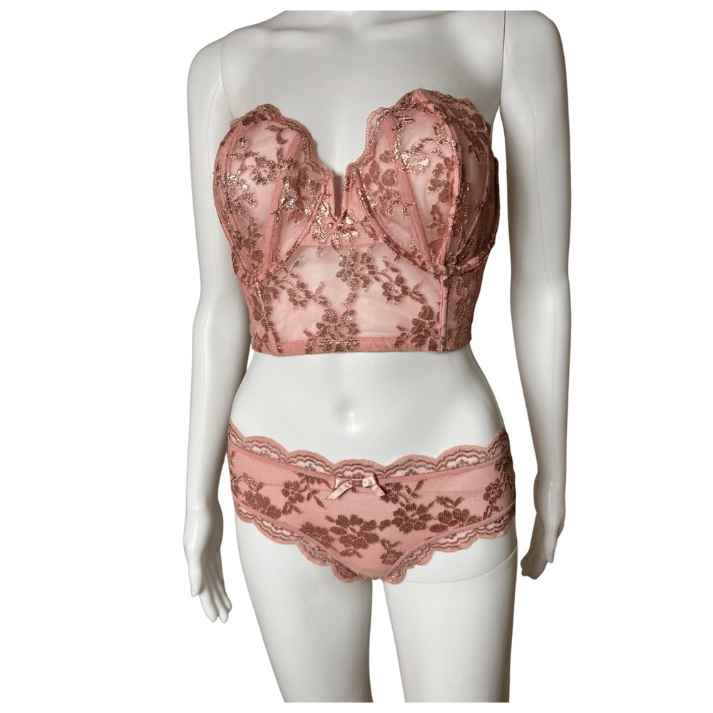 NWOT Victoria secret corset and panty set